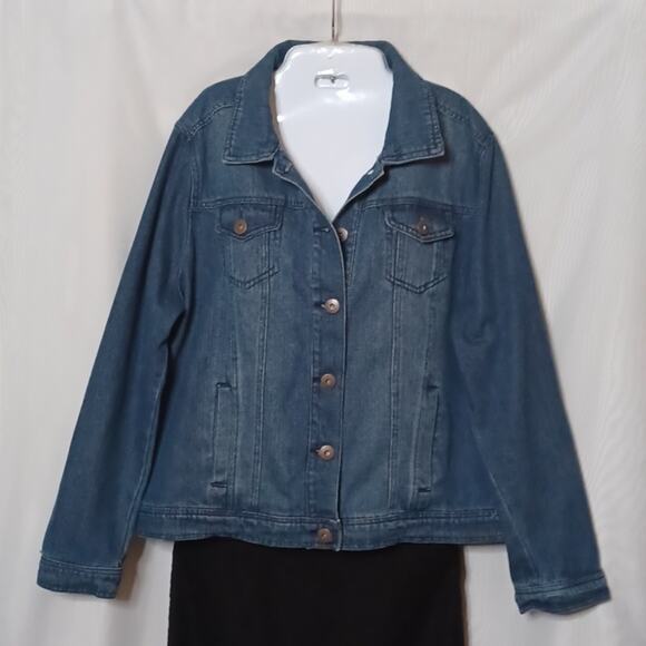 Dollhouse Women's Denim Jeans Jacket. Size 1X - Picture 3 of 15